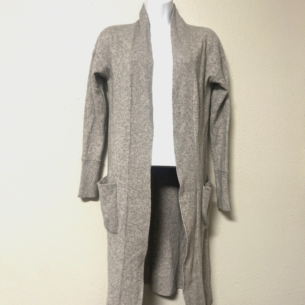 aqua cashmere cardigan sweater Large